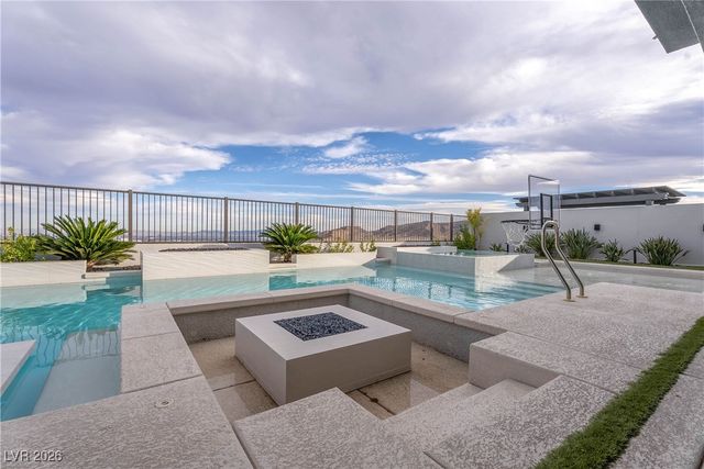 756 Bruce Moorland Street, Las Vegas, NV 89138