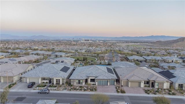 756 Bruce Moorland Street, Las Vegas, NV 89138