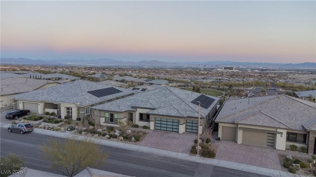 756 Bruce Moorland Street, Las Vegas, NV 89138