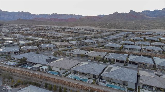 756 Bruce Moorland Street, Las Vegas, NV 89138