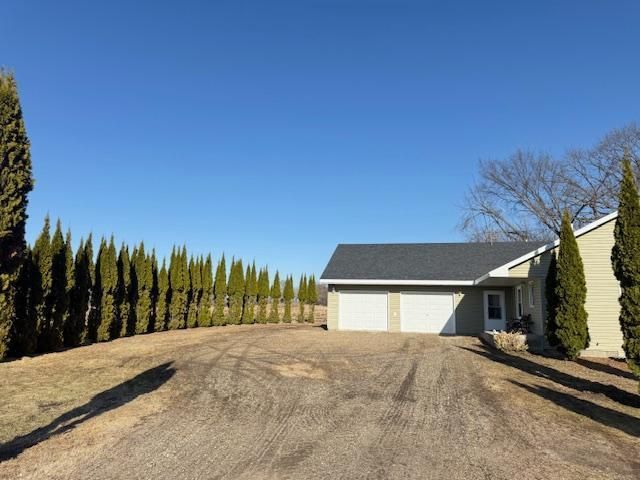 23493 Echo Avenue, Faribault, MN 55021