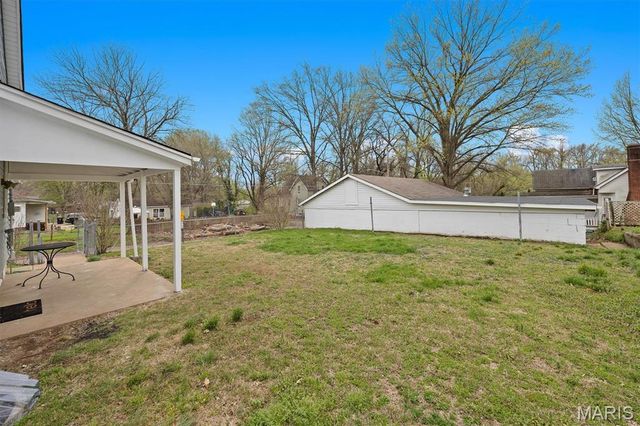 720 E McKinley Street, Belleville, IL 62220