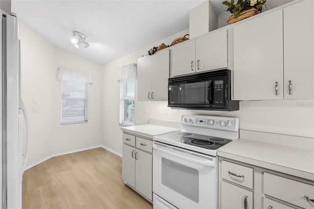 396 CHARTLEY COURT S, Sarasota, FL 34232