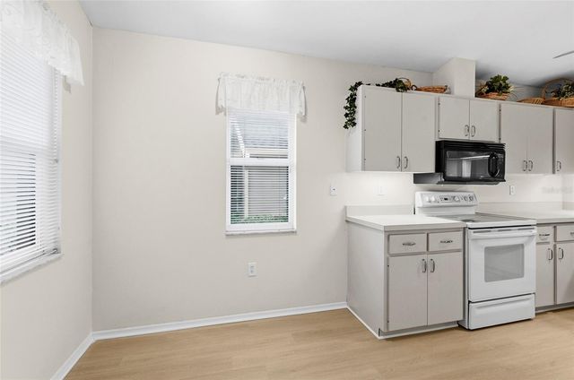 396 CHARTLEY COURT S, Sarasota, FL 34232