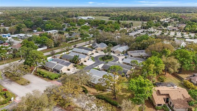 396 CHARTLEY COURT S, Sarasota, FL 34232