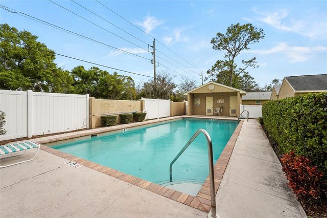 396 CHARTLEY COURT S, Sarasota, FL 34232