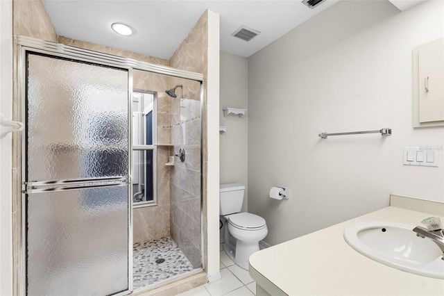 396 CHARTLEY COURT S, Sarasota, FL 34232