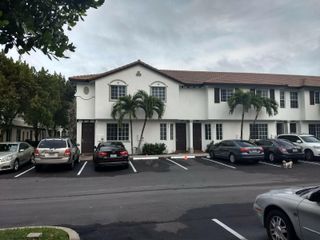 4182 Napoli Lake Drive, Riviera Beach, FL 33410