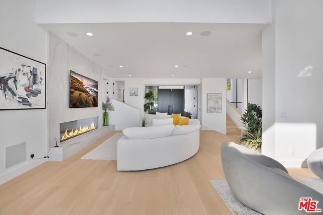 30020 Morning View Drive, Malibu, CA 90265