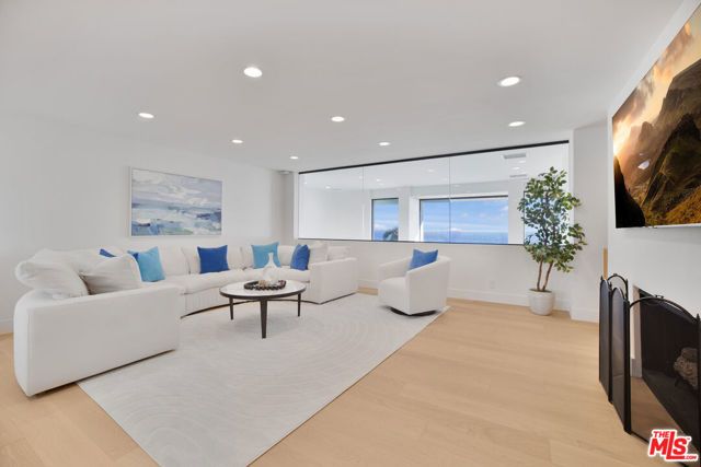 30020 Morning View Drive, Malibu, CA 90265