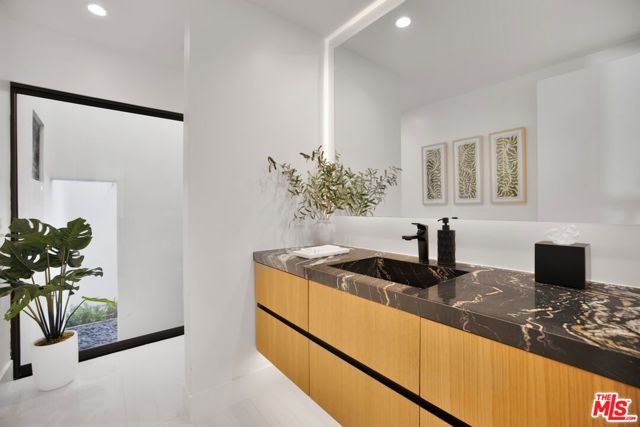30020 Morning View Drive, Malibu, CA 90265