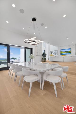 30020 Morning View Drive, Malibu, CA 90265