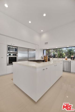 30020 Morning View Drive, Malibu, CA 90265