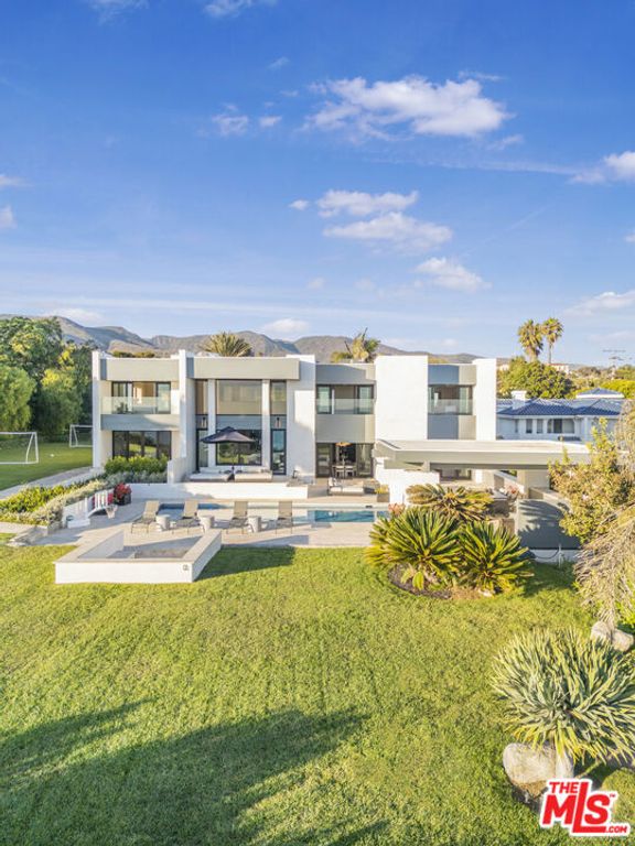 30020 Morning View Drive, Malibu, CA 90265