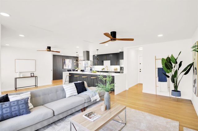 8904 Chisholm LN, Austin, TX 78748