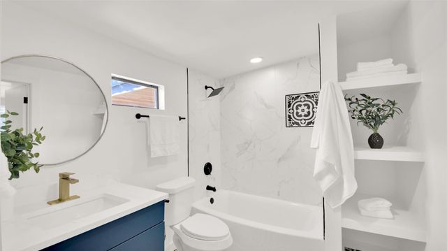 8904 Chisholm LN, Austin, TX 78748