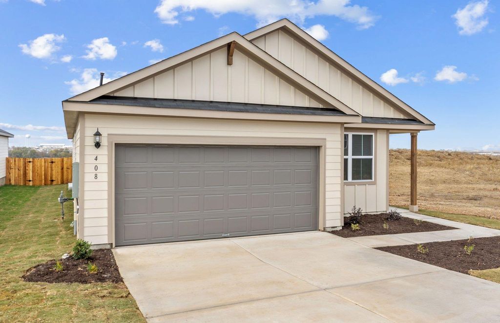 408 Sullivan WAY, Elgin, TX 78621