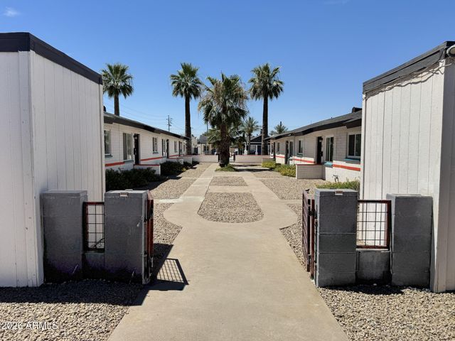 1346 E WILLETTA Street 3, Phoenix, AZ 85006