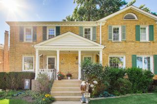 6438 N Oketo Avenue, Chicago, IL 60631