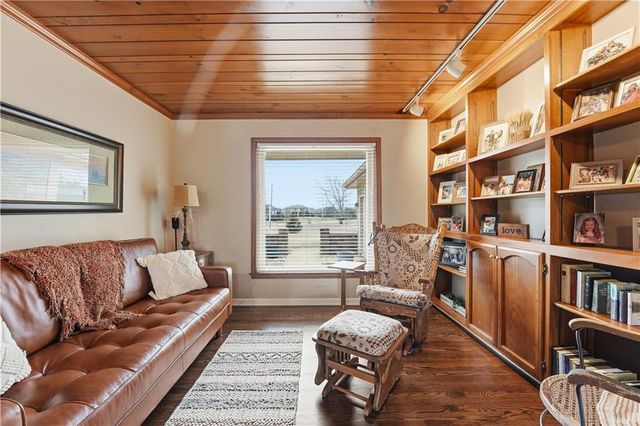 10300 W 164th Street, Overland Park, KS 66221