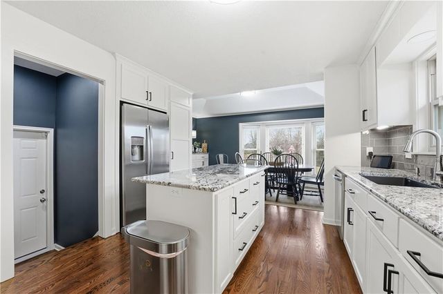 10300 W 164th Street, Overland Park, KS 66221