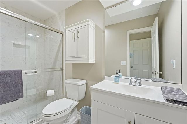 10300 W 164th Street, Overland Park, KS 66221