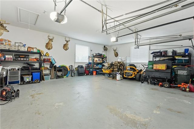 10300 W 164th Street, Overland Park, KS 66221