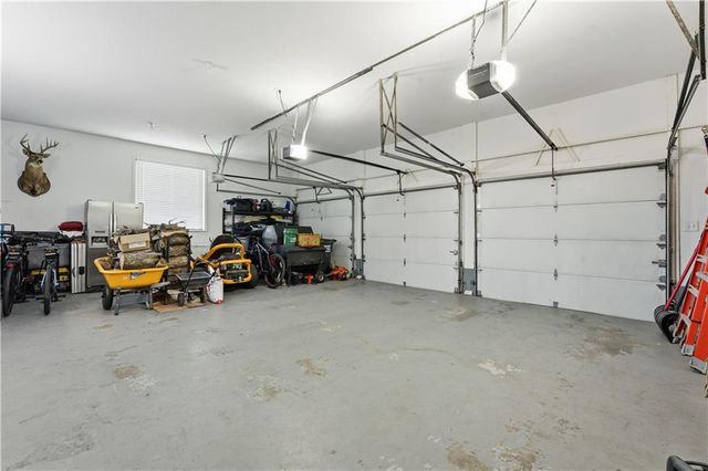 10300 W 164th Street, Overland Park, KS 66221