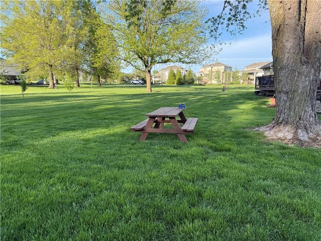 10300 W 164th Street, Overland Park, KS 66221