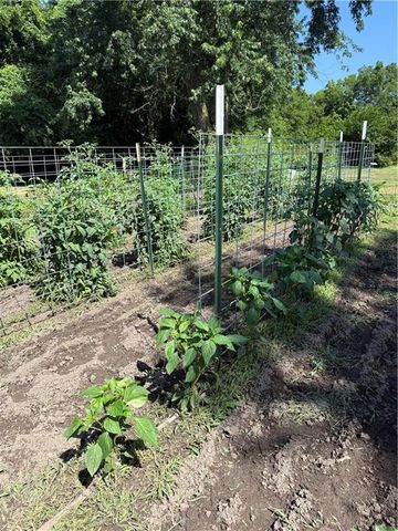 10300 W 164th Street, Overland Park, KS 66221