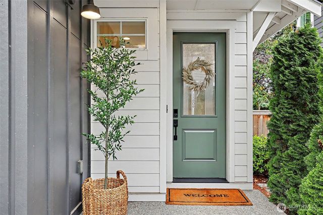 11605 NE 155th Street, Kirkland, WA 98034
