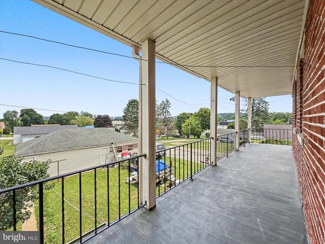637 S MAIN ST, Red Lion, PA 17356