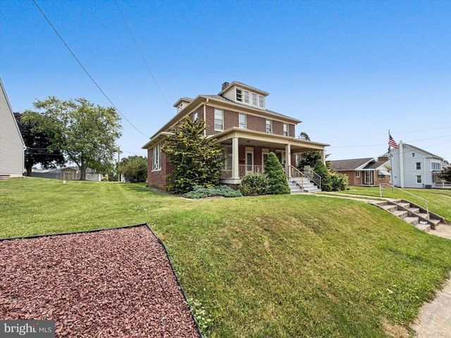 637 S MAIN ST, Red Lion, PA 17356