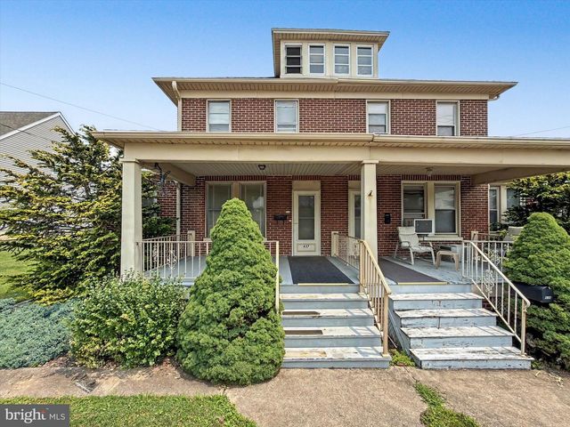 637 S MAIN ST, Red Lion, PA 17356