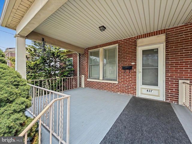 637 S MAIN ST, Red Lion, PA 17356