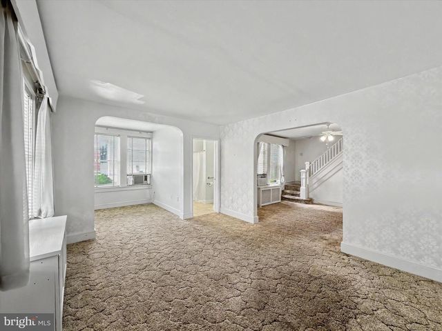 637 S MAIN ST, Red Lion, PA 17356
