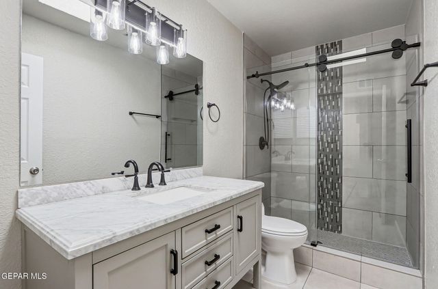 5205 VALLEY SPRING Way, El Paso, TX 79932