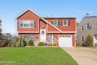 31 Monmouth Avenue, North Middletown, NJ 07748