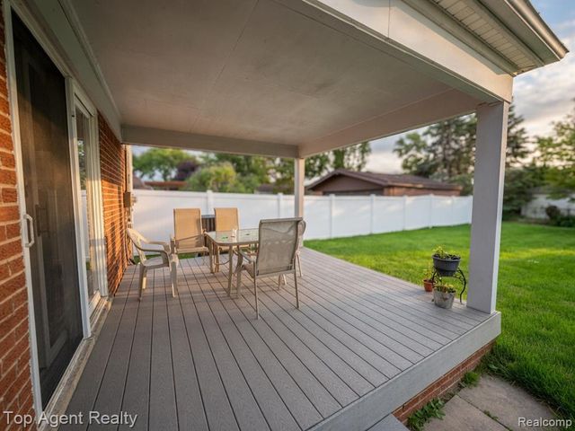 4436 Buckingham Drive, Warren, MI 48092
