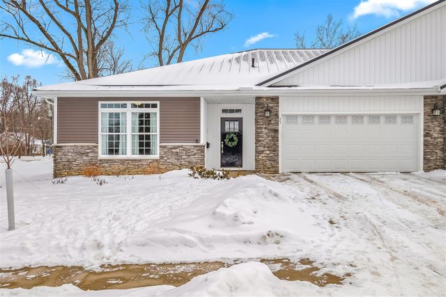 25 Hillsdale Commons Drive, Hillsdale, MI 49242