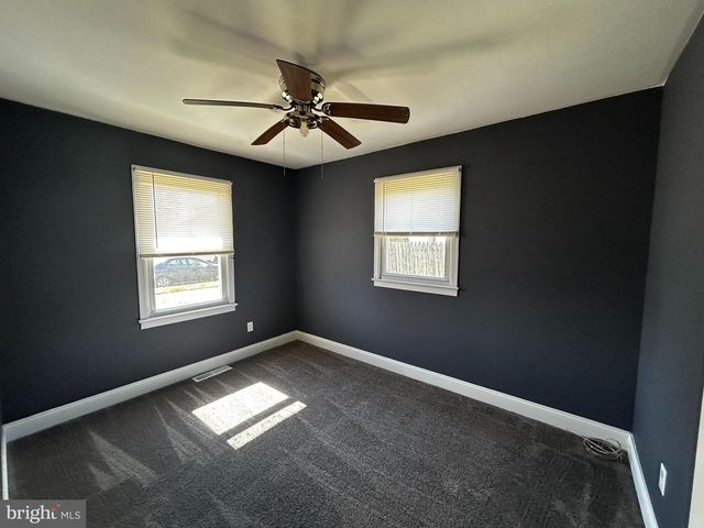 901 SPENCER DR, Croydon, PA 19021