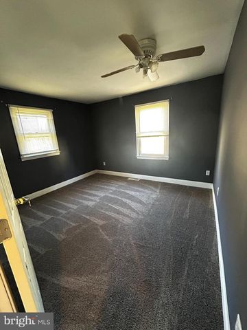 901 SPENCER DR, Croydon, PA 19021