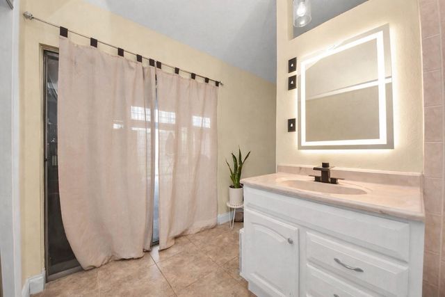 15419 Mesa Drive, Humble, TX 77396