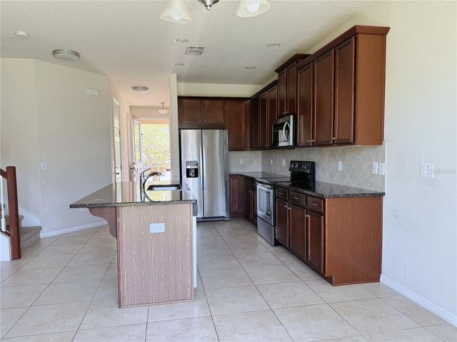 2428 CHATEAU LOOP, Kissimmee, FL 34741