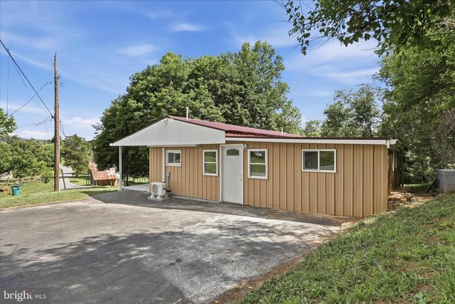 6340 COFFMAN FARMS RD, Keedysville, MD 21756