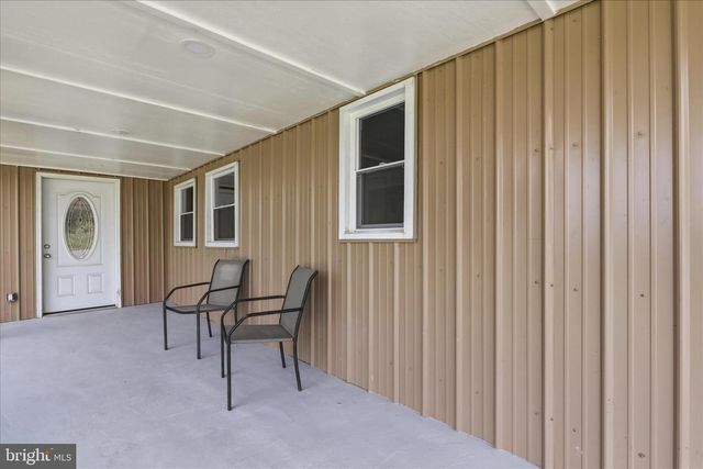 6340 COFFMAN FARMS RD, Keedysville, MD 21756