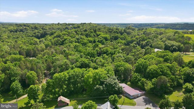 6340 COFFMAN FARMS RD, Keedysville, MD 21756