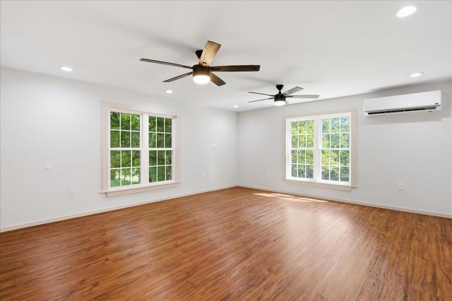 6340 COFFMAN FARMS RD, Keedysville, MD 21756