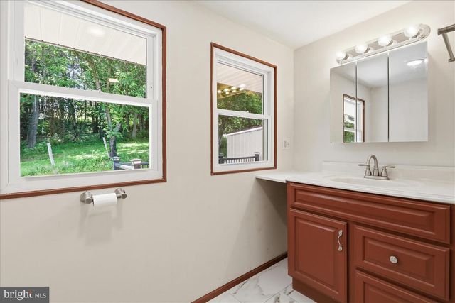 6340 COFFMAN FARMS RD, Keedysville, MD 21756