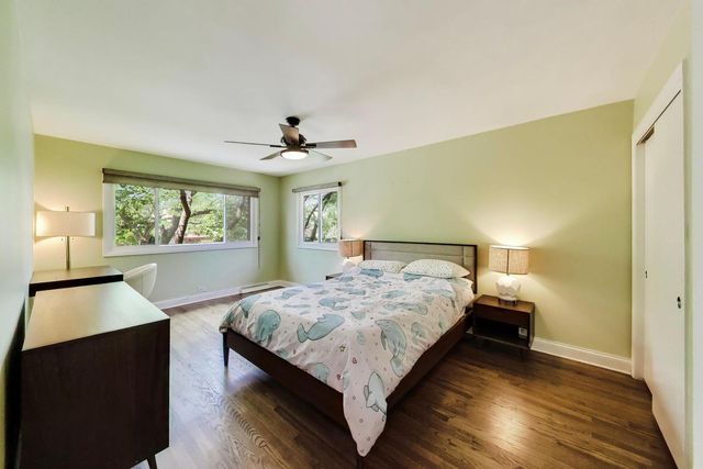 303 Charal Lane, Highland Park, IL 60035